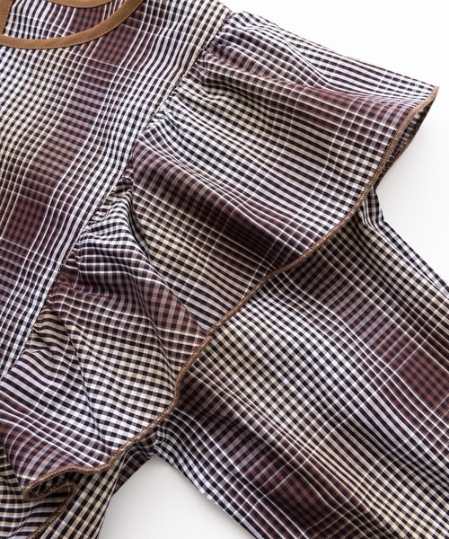 MILKFED.（ミルクフェド）の「PLAID RUFFLE BLOUSE（シャツ/ブラウス・レディース・ブルー/ブラウン・ONE SIZE）」の10枚目の写真