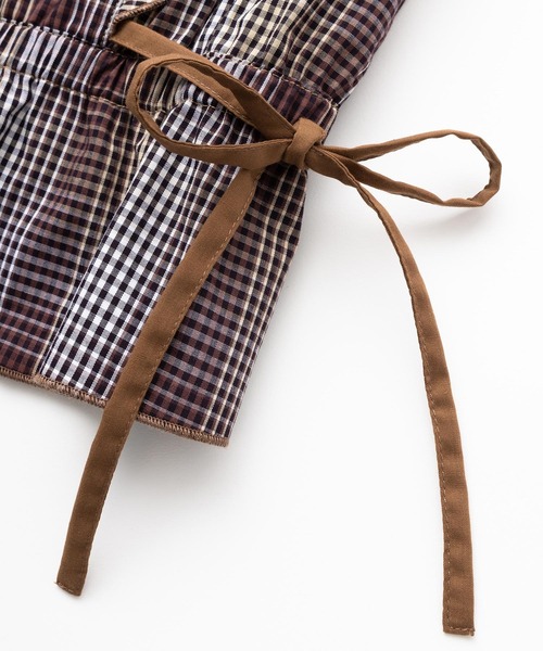 MILKFED.（ミルクフェド）の「PLAID RUFFLE BLOUSE（シャツ/ブラウス・レディース・ブルー/ブラウン・ONE SIZE）」の7枚目の写真