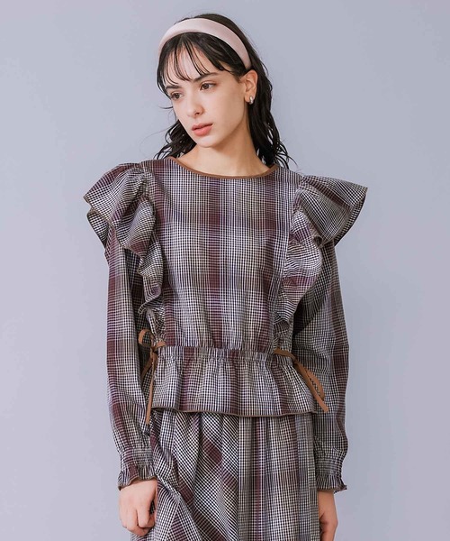 MILKFED.（ミルクフェド）の「PLAID RUFFLE BLOUSE（シャツ/ブラウス・レディース・ブルー/ブラウン・ONE SIZE）」の16枚目の写真