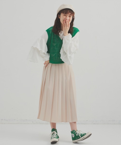 MERLOT(メルロー)の「1枚でも決まる 袖フリルカットソー(Tシャツ/カットソー・レディース・ブラック/ホワイト・FREE)」の5枚目の写真