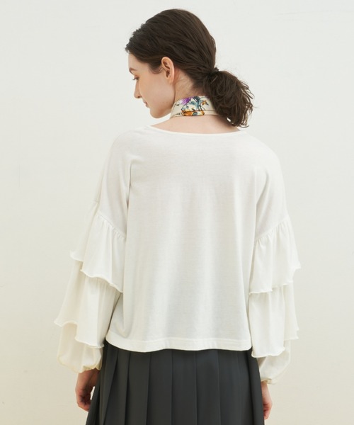 MERLOT(メルロー)の「1枚でも決まる 袖フリルカットソー(Tシャツ/カットソー・レディース・ブラック/ホワイト・FREE)」の19枚目の写真