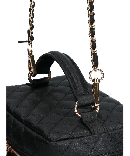 earth music&ecology(アースミュージックアンドエコロジー)の「キルティングバニティショルダーバッグ(ショルダーバッグ・レディース・アイボリー/ブラック/モカ・FREE)」の16枚目の写真