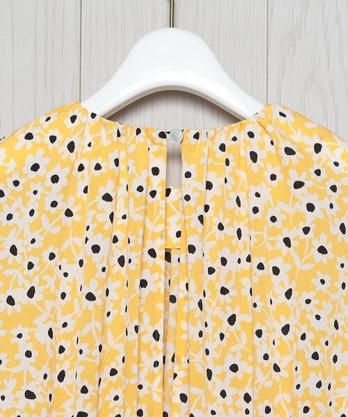 H BEAUTY&YOUTH UNITED ARROWS(エイチビューティーアンドユースユナイテッドアローズ)の「<H>FLOWER PRINT SHRRING DRESS/ワンピース(ワンピース・レディース・イエロー/ブラック・FREE)」の5枚目の写真
