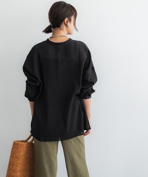 coca(coca)(コカ)の「コットン楊柳バンドカラーシャツ(シャツ/ブラウス・レディース・ブラック/ホワイト/グリーン/オレンジ・M/L)」の5枚目の写真