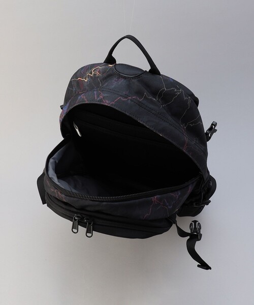 Firsthand（ファーストハンド）の「THE NORTH FACE/ザノースフェイス Hot Shot / ホットショット / バックパック / NM72302（バックパック/リュック・レディース・ブラック・ONE SIZE）」の12枚目の写真