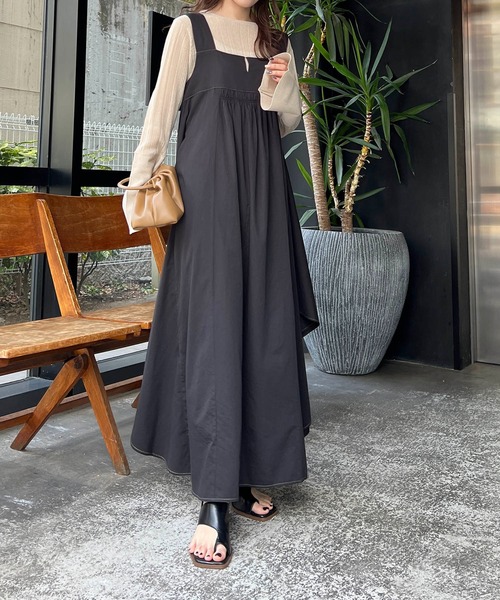 CAPRICIEUX LE'MAGE（カプリシューレマージュ）の「配色ステッチサイドフレアワンピース（ワンピース・レディース・ホワイト/ブラック・FREE）」の2枚目の写真