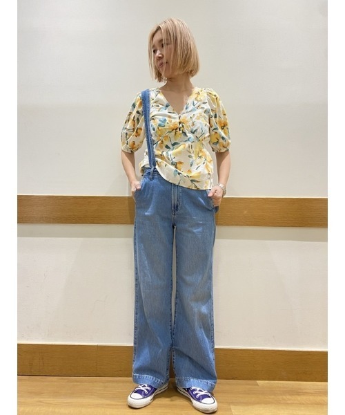 GAP（ギャップ）の「袖コンシャス リネンブレンド ペプラムトップス（シャツ/ブラウス・レディース・グリーン/イエロー・S/XS/L/M/XXS）」の12枚目の写真