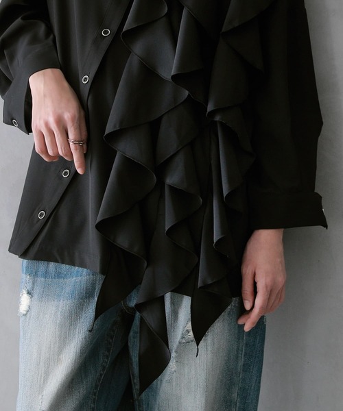 osharewalker（オシャレウォーカー）の「【廃盤】『アシメラッフルフリルシャツ』（シャツ/ブラウス・レディース・ブラック/ライトグレー・FREE）」の11枚目の写真