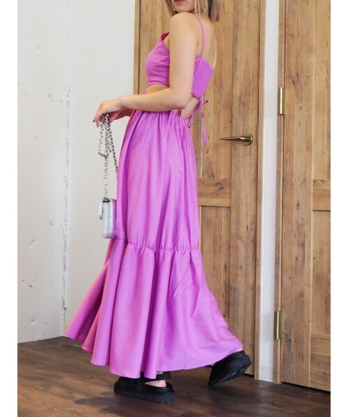 EVRIS(エヴリス)の「オープンウエストロングキャミワンピース(ワンピース・レディース・ブラック/パープル/ホワイト・FREE)」の7枚目の写真