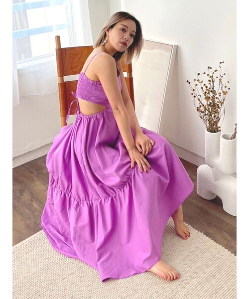 EVRIS(エヴリス)の「オープンウエストロングキャミワンピース(ワンピース・レディース・ブラック/パープル/ホワイト・FREE)」の19枚目の写真