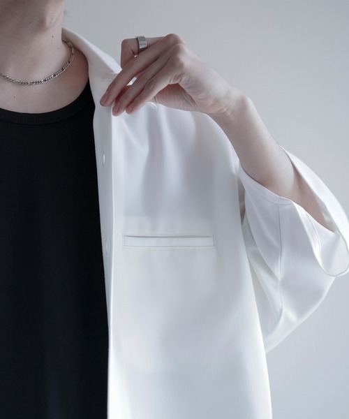 cussil（クシル）の「【cussil/クシル】TRストレッチルーズシルエット2wayオープンカラーシャツ（シャツ/ブラウス・メンズ・オフホワイト/ライトグレー/ブラック/グレイッシュベージュ/ライトブルー・L/M/S）」の9枚目の写真