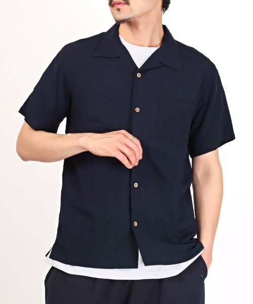 LUXSTYLE(ラグスタイル)の「レーヨン無地アロハシャツ(シャツ/ブラウス・メンズ・ネイビー/カーキ/アイボリー/ピンク・L/M/XL)」の3枚目の写真