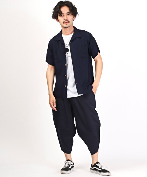 LUXSTYLE(ラグスタイル)の「レーヨン無地アロハシャツ(シャツ/ブラウス・メンズ・ネイビー/カーキ/アイボリー/ピンク・L/M/XL)」の9枚目の写真