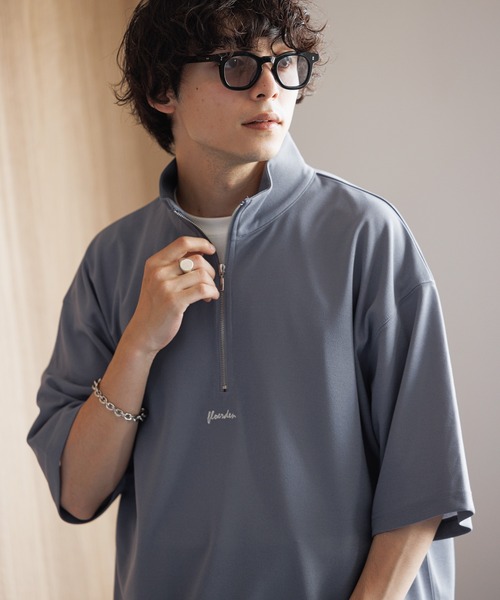 RAGEBLUE(レイジブルー)の「プチ刺繍/ジョーゼットハーフジップTシャツ(Tシャツ/カットソー・メンズ・ブルー/ホワイト/ライトブルー/ブラック/グリーン・MEDIUM/LARGE)」の4枚目の写真