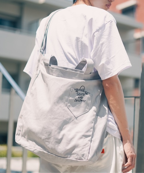 THRASHER（スラッシャー）の「CANVAS Tote Shoulder Bag L/スラッシャーキャンバストートバッグ（トートバッグ・メンズ・ホワイト/ブラック/グレー/ベージュ/ホワイト系その他/ブラック系その他/ホワイト系その他2/ブラック系その他2・FREE）」の7枚目の写真