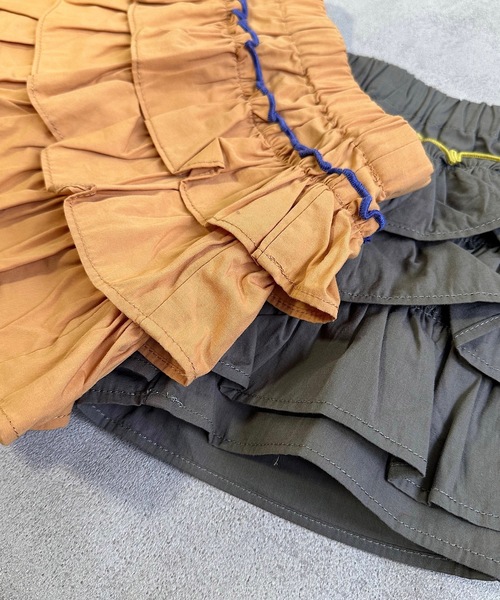 CALMIA(カルミア)の「フリルキュロットパンツ(80~130cm)(その他パンツ・キッズ・オレンジ/チャコール・80/90/95/100/110/120/130)」の3枚目の写真