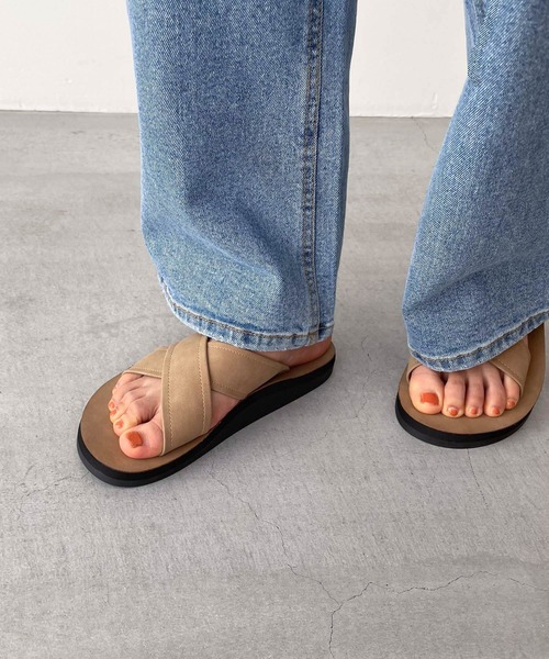 CANAL JEAN(キャナルジーン)の「El mar(エルマール) クロスサンダル(サンダル・レディース・ネイビー/ブラック/ベージュ・SMALL/MEDIUM/LARGE)」の10枚目の写真