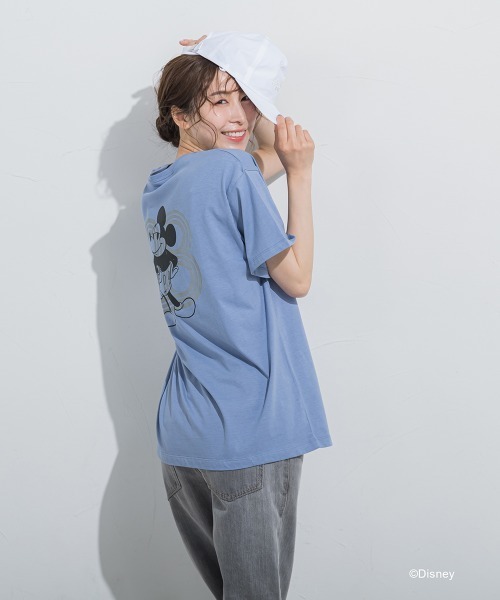 VICKY（ビッキー）の「【DISNEY/ディズニー ミッキーマウス】MICKEYオーバーサイズバックプリントTシャツ《洗濯機で洗える》（Tシャツ/カットソー・レディース・ホワイト/ベージュ/ブルー/チャコールグレー・M）」の17枚目の写真