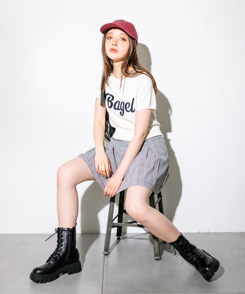 OLIVE des OLIVE(オリーブデオリーブ)の「タンクソールレースアップショートブーツ 1032130020(ブーツ・レディース・ブラック/アイボリー・SMALL/MEDIUM/LARGE)」の8枚目の写真