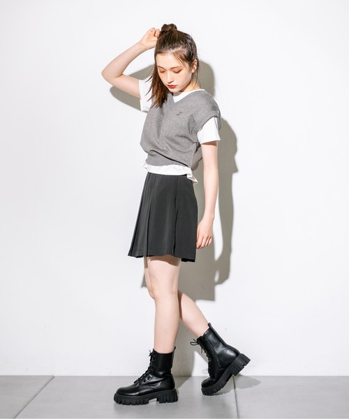 OLIVE des OLIVE(オリーブデオリーブ)の「タンクソールレースアップショートブーツ 1032130020(ブーツ・レディース・ブラック/アイボリー・SMALL/MEDIUM/LARGE)」の16枚目の写真