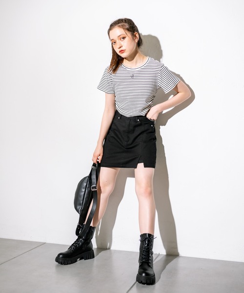 OLIVE des OLIVE(オリーブデオリーブ)の「タンクソールレースアップショートブーツ 1032130020(ブーツ・レディース・ブラック/アイボリー・SMALL/MEDIUM/LARGE)」の5枚目の写真