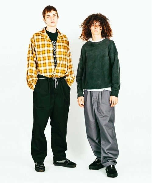 VANS（バンズ）の「【 C.E.L.STORE 限定企画】VANS/ヴァンズ 1 TUCK SKATE TROUSER PANTS 1タックスケートトラウザーパンツ（その他パンツ・メンズ・チャコールグレー/ライトブラウン/ブルー/ブラック/ネイビー・SMALL/MEDIUM/LARGE）」の6枚目の写真