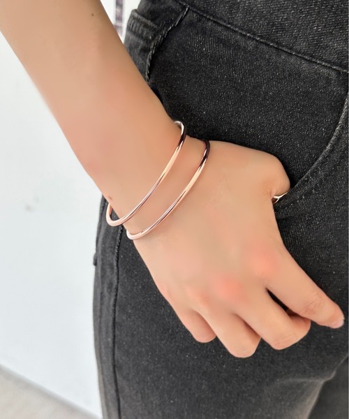 apres jour mignon(アプレジュールミニョン)の「【apresjour mignon×ARIAZ】ダブルラインバングル(バングル/リストバンド・レディース・シルバー/ピンクゴールド・FREE)」の6枚目の写真
