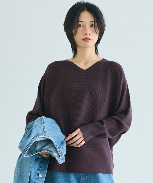 coca(coca)(コカ)の「しっとりやわらかVネックドルマンニット(ニット/セーター・レディース・アイボリー/ブラック/チャコール/グレイッシュベージュ/ライトグレー/パープル/ネイビー/ブラウン/ピンク/ホワイト・M/L/S)」の9枚目の写真