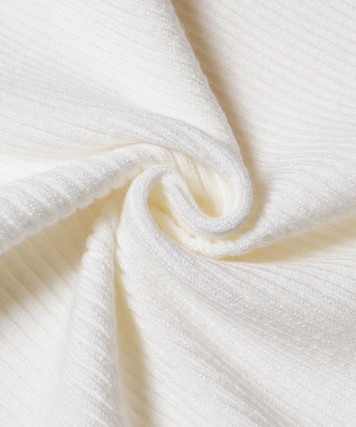 coca(coca)(コカ)の「しっとりやわらかVネックドルマンニット(ニット/セーター・レディース・アイボリー/ブラック/チャコール/グレイッシュベージュ/ライトグレー/パープル/ネイビー/ブラウン/ピンク/ホワイト・M/L/S)」の14枚目の写真