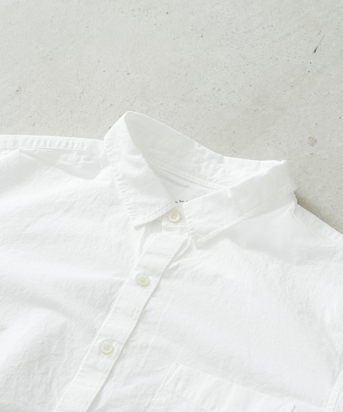 quadro（クオドロ）の「綿麻ダンプ近江晒レギュラーシャツ（シャツ/ブラウス・メンズ・ホワイト・MEDIUM/LARGE）」の21枚目の写真