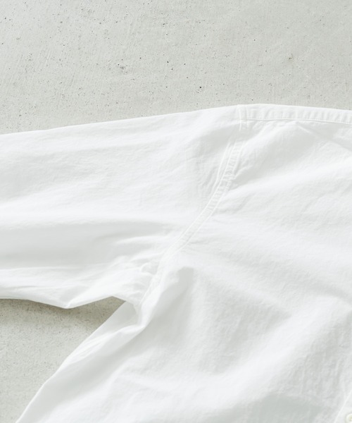 quadro（クオドロ）の「綿麻ダンプ近江晒レギュラーシャツ（シャツ/ブラウス・メンズ・ホワイト・MEDIUM/LARGE）」の16枚目の写真