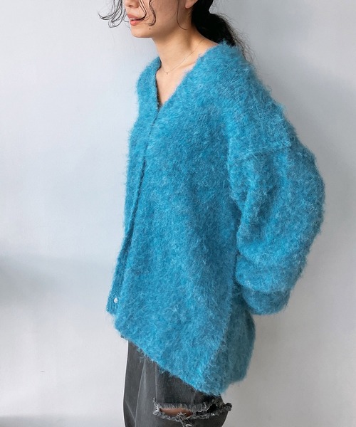 AS KNOW AS plus(アズノゥアズプラス)の「☆BIGシルエット シャギーVネックカーディガン(カーディガン/ボレロ・レディース・オレンジ/ブルー/ミント/パープル/グレー/ピンク・FREE)」の22枚目の写真