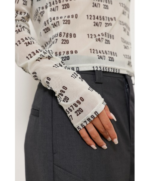 LAGUA GEM(ラグアジェム)の「NUMBER PRINT SHEER トップス(Tシャツ/カットソー・レディース・ブラック/ホワイト・FREE)」の11枚目の写真