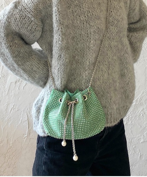 She's Closet（シーズクローゼット）の「キラキラビジューチェーンミニショルダーバッグ（ショルダーバッグ・レディース・シルバー/ブラック/ベージュ/グリーン/ピンク/オフホワイト・FREE）」の4枚目の写真