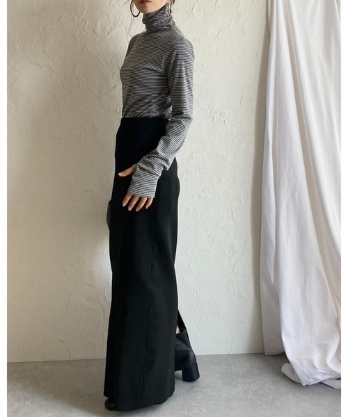 She's Closet(シーズクローゼット)の「フィンガーホール指穴あき長袖ボーダー柄起毛タートルネックカットソートップス(Tシャツ/カットソー・レディース・グレー/ホワイト/テラコッタ/アイボリー/ブラック・FREE)」の6枚目の写真