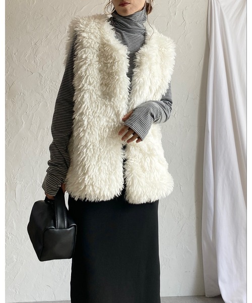 She's Closet(シーズクローゼット)の「フィンガーホール指穴あき長袖ボーダー柄起毛タートルネックカットソートップス(Tシャツ/カットソー・レディース・グレー/ホワイト/テラコッタ/アイボリー/ブラック・FREE)」の14枚目の写真