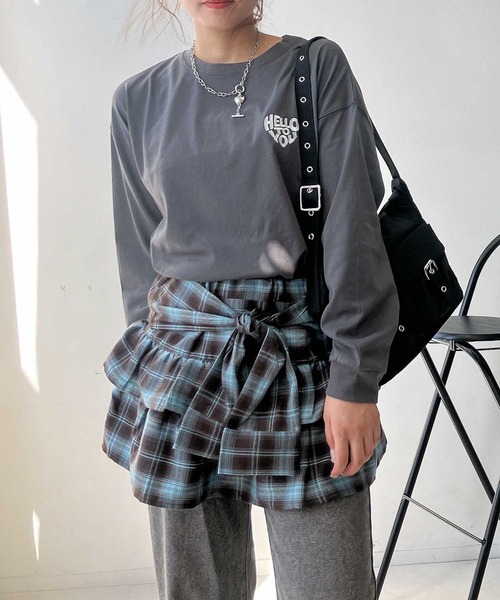 AS KNOW AS plus（アズノゥアズプラス）の「☆ハートモチーフアソートロンT（Tシャツ/カットソー・レディース・ブラック系/ホワイト系/ホワイト系1/グリーン系1/アイボリー系2/グレー系その他2/ホワイト系その他2/ネイビー系2・FREE）」の20枚目の写真