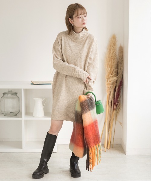 ad thie(アドティエ)の「メランジニット ミドルネックワンピース(ワンピース・レディース・アイボリー/ベージュ/ブルー/ピンク/ブラック/杢グレー・FREE)」の17枚目の写真