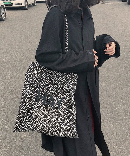 VitaFelice（ヴィータフェリーチェ）の「オーバーサイズ ルーズシャツ（その他アウター・レディース・カーキ/ブラック・FREE）」の9枚目の写真