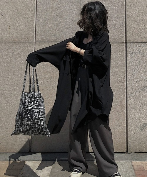 VitaFelice（ヴィータフェリーチェ）の「オーバーサイズ ルーズシャツ（その他アウター・レディース・カーキ/ブラック・FREE）」の10枚目の写真