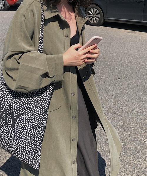 VitaFelice（ヴィータフェリーチェ）の「オーバーサイズ ルーズシャツ（その他アウター・レディース・カーキ/ブラック・FREE）」の12枚目の写真