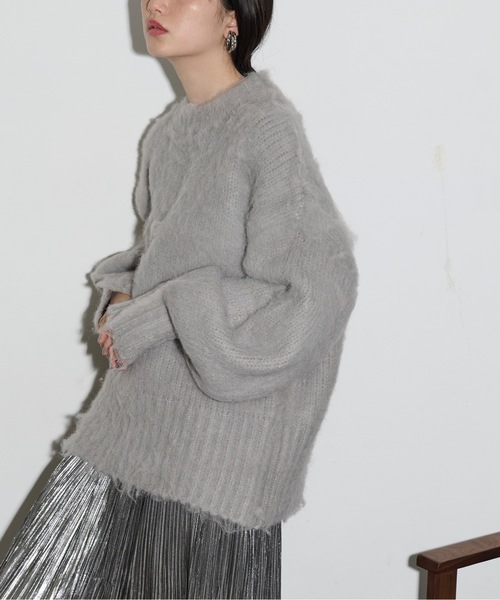 THE YOn（ザヨン）の「ブラッシュドシャギーニットプルオーバー