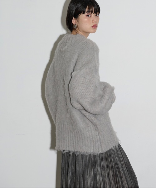 THE YOn（ザヨン）の「ブラッシュドシャギーニットプルオーバー