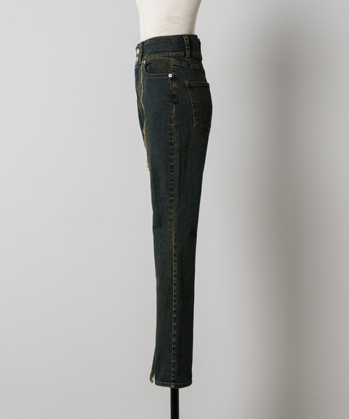 スリットデニムフレアパンツ（デニムパンツ）｜HUGELY（ヒュージリー）