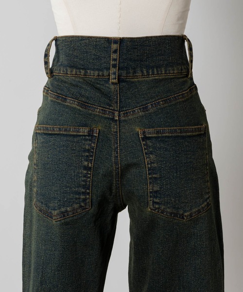 スリットデニムフレアパンツ（デニムパンツ）｜HUGELY（ヒュージリー）