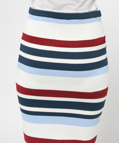 Denime(ドゥニーム)の「RETRO BORDER KNIT SKIRT/レトロボーダーニットスカート(スカート・レディース・オレンジ系その他/ブルー系その他・FREE)」の6枚目の写真