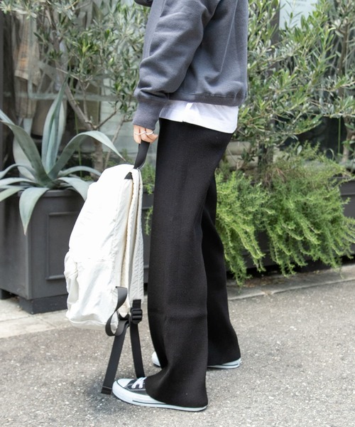 FORK&SPOON（フォークアンドスプーン）の「FORK&SPOON　キュプラ混リブニットパンツ（その他パンツ・レディース・ブラック/チャコールグレー/モカ・2/1）」の20枚目の写真