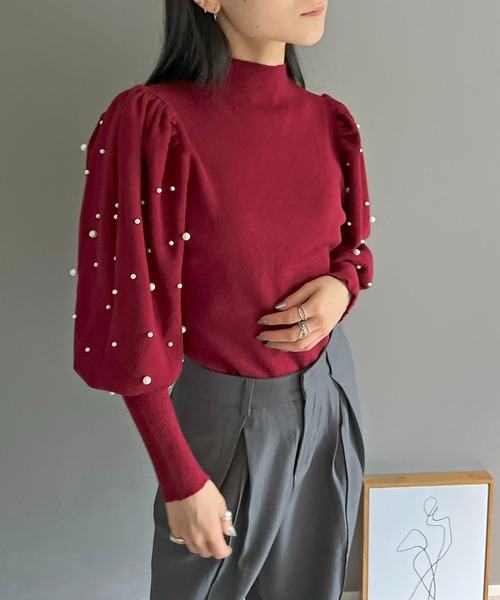 ✨近年✨Reneルネ　ニット　長袖　赤　レッド　現行タグ　パール　パフスリーブ ✨近年✨Reneルネ ニット 長袖 赤 レッド 現行タグ パール