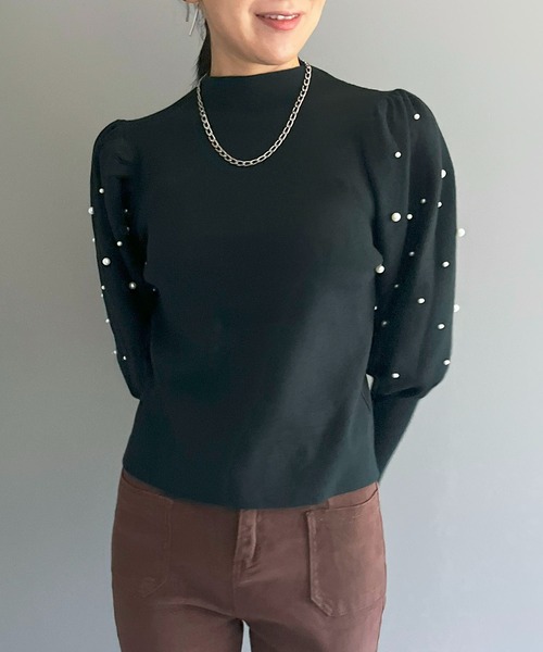 Jewelobe(ジュエローブ)の「パフスリーブパールニット(ニット/セーター・レディース・レッド/グレー/ブラック/ブルー/ホワイト・FREE)」の13枚目の写真