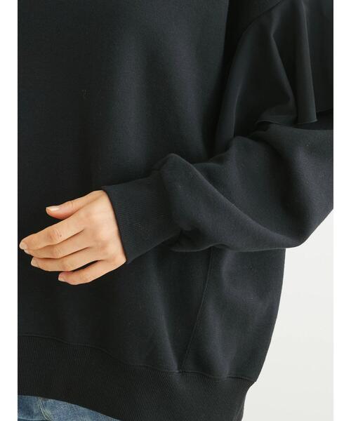 Sugar spoon（シュガースプーン）の「・SUGAR　SPOON　ラッフルショルダースウェット（スウェット・レディース・ブラック/アイボリー/チャコールグレー/ネイビー・FREE）」の13枚目の写真